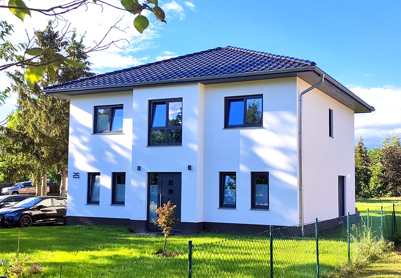 Hausübergabe in Falkensee (Brandenburg)