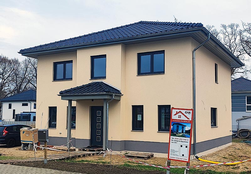 Hausübergabe in Dallgow-Döberitz (Brandenburg)
