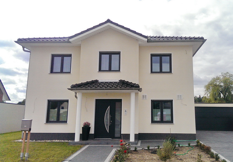 Hausübergabe in Berlin Rudow